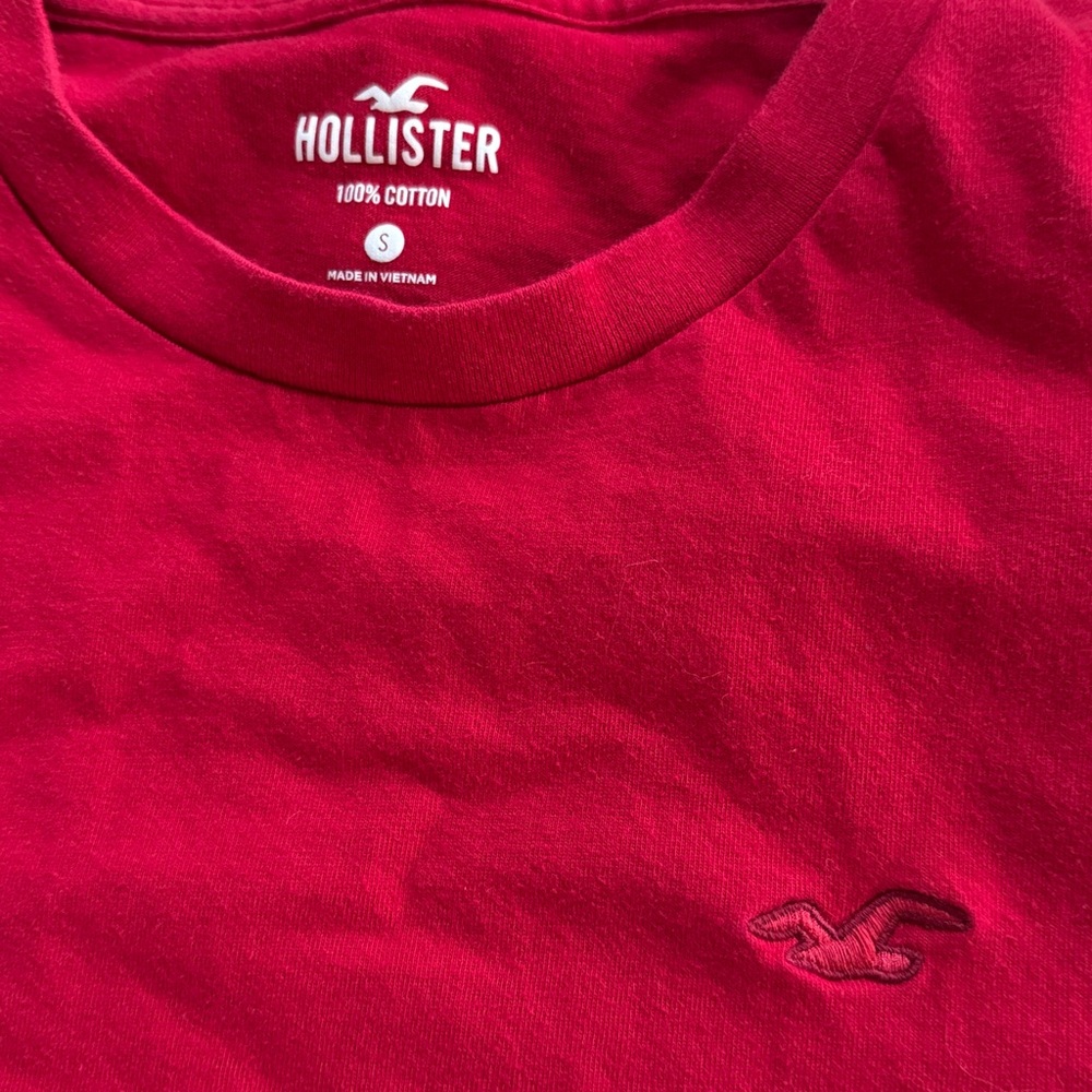2 like new Hollister Icon crew t-shirts - Picture 3 of 5